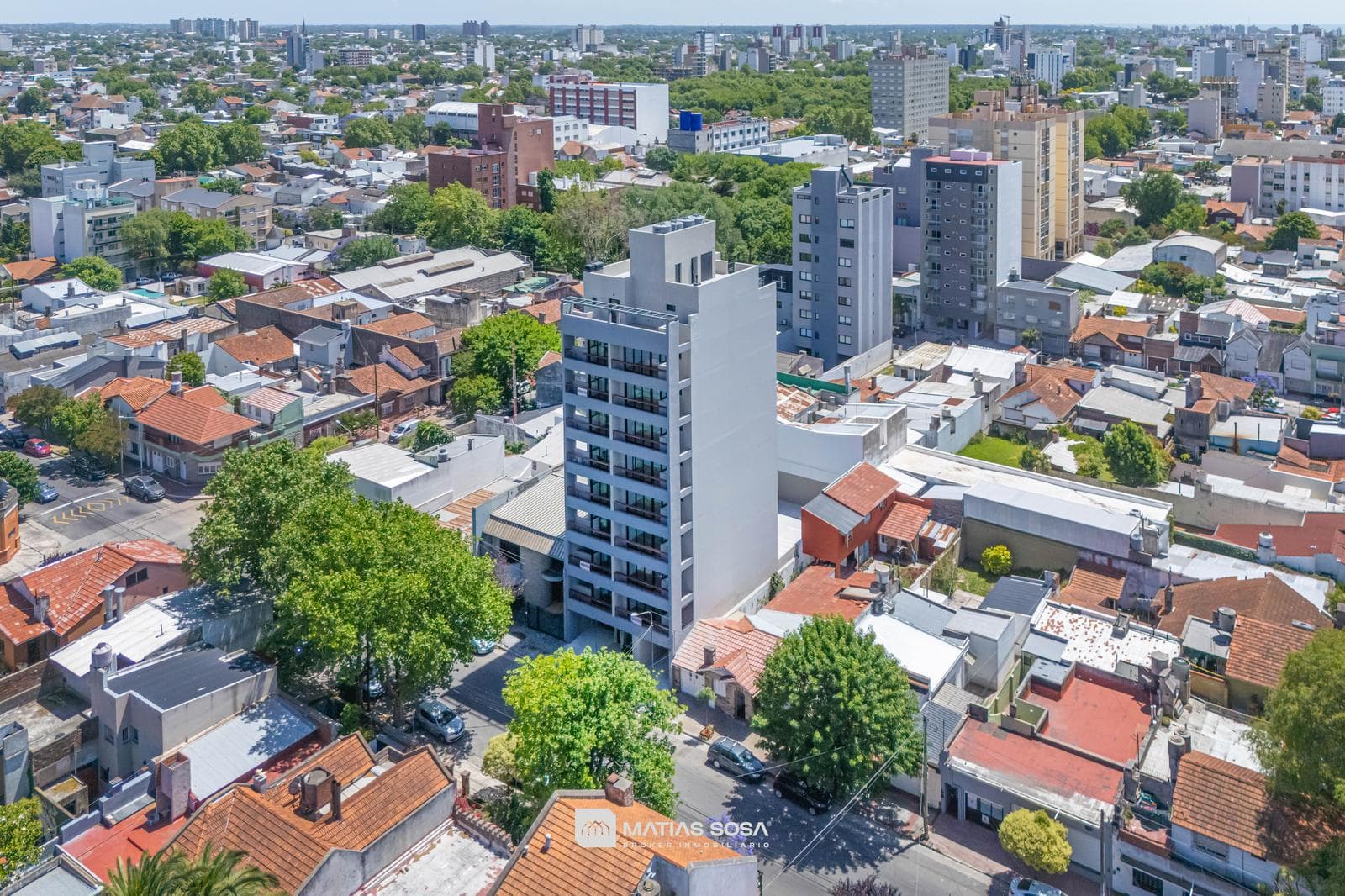 For Sale - Apartment - 2 bedrooms - Brand new - With garage
