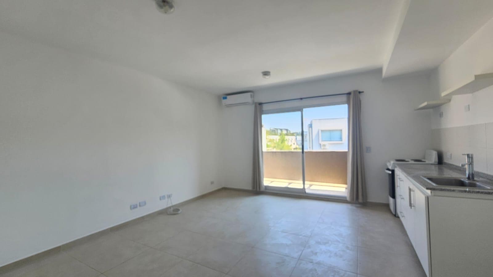 2-Bedroom Apartment for Sale with Parking Space in Sendero