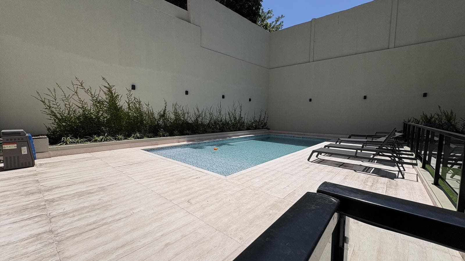 For Sale, Apartment, 3 Rooms, Balcony, Amenities, Floresta