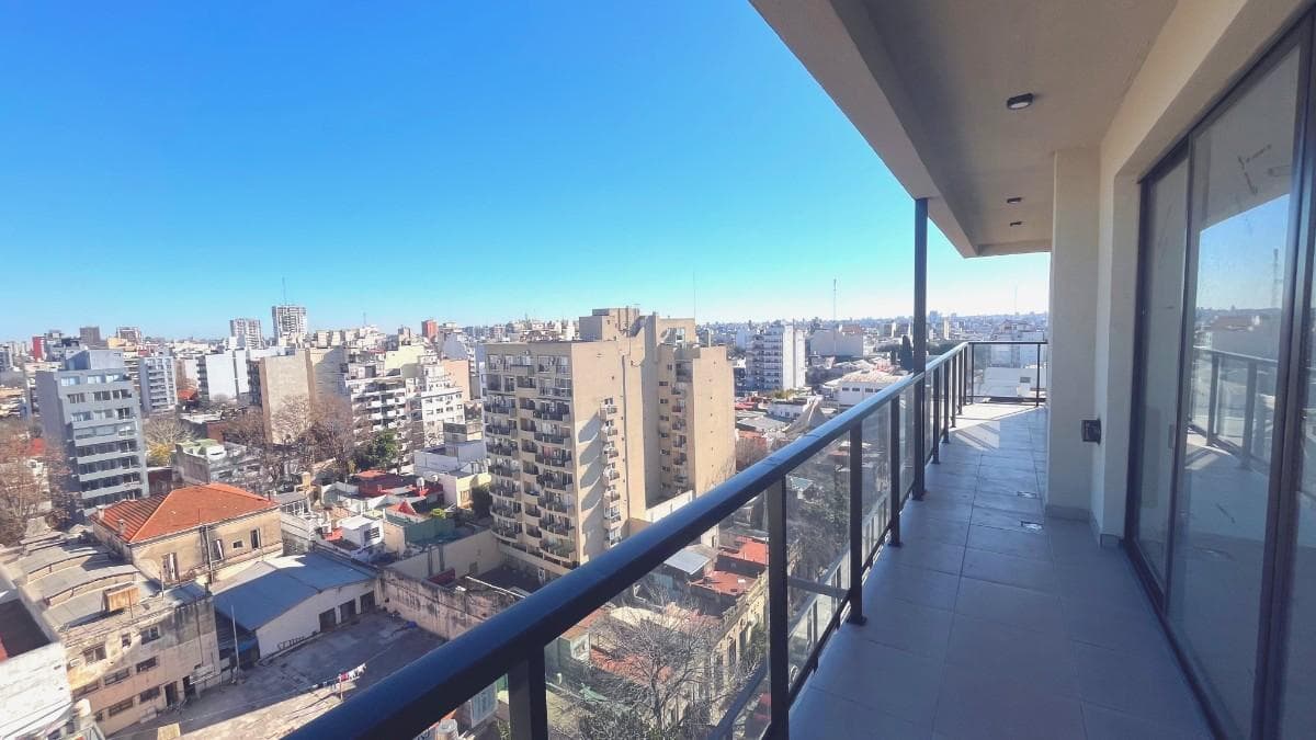 For Sale, Apartment, 2 Rooms, Balcony with Terrace, Amenities, Floresta