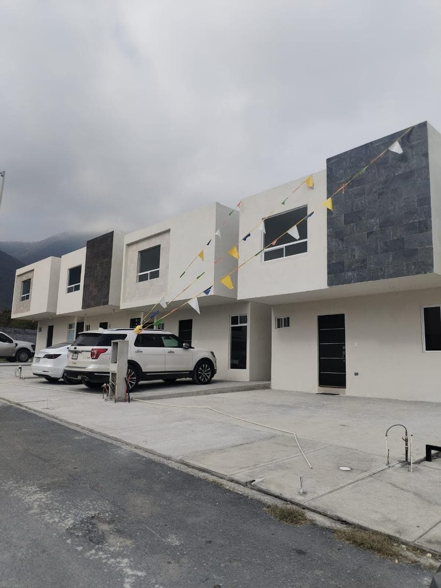 New House for Sale in the Las Palmas Residential Development, Apodaca, NL