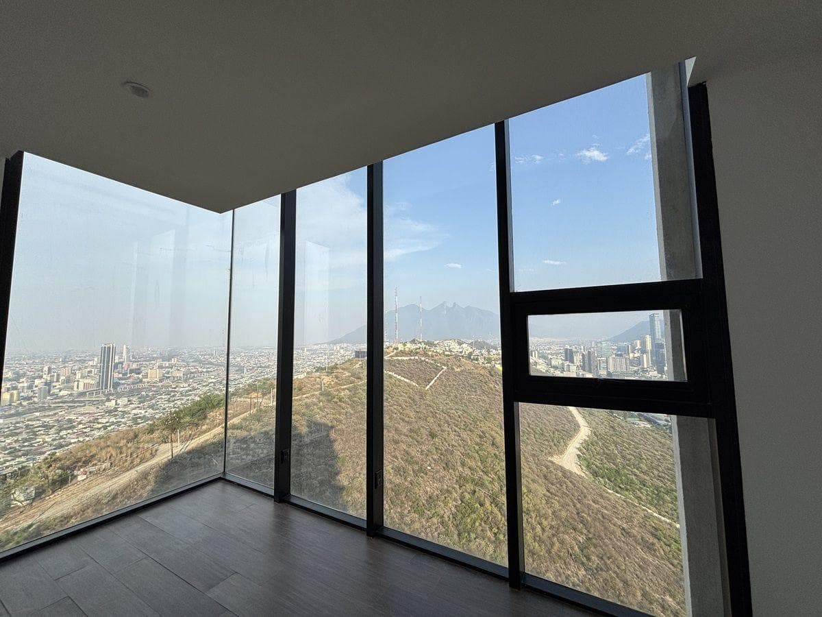 LUXURY APARTMENT FOR SALE IN SAN PEDRO | BRAND-NEW