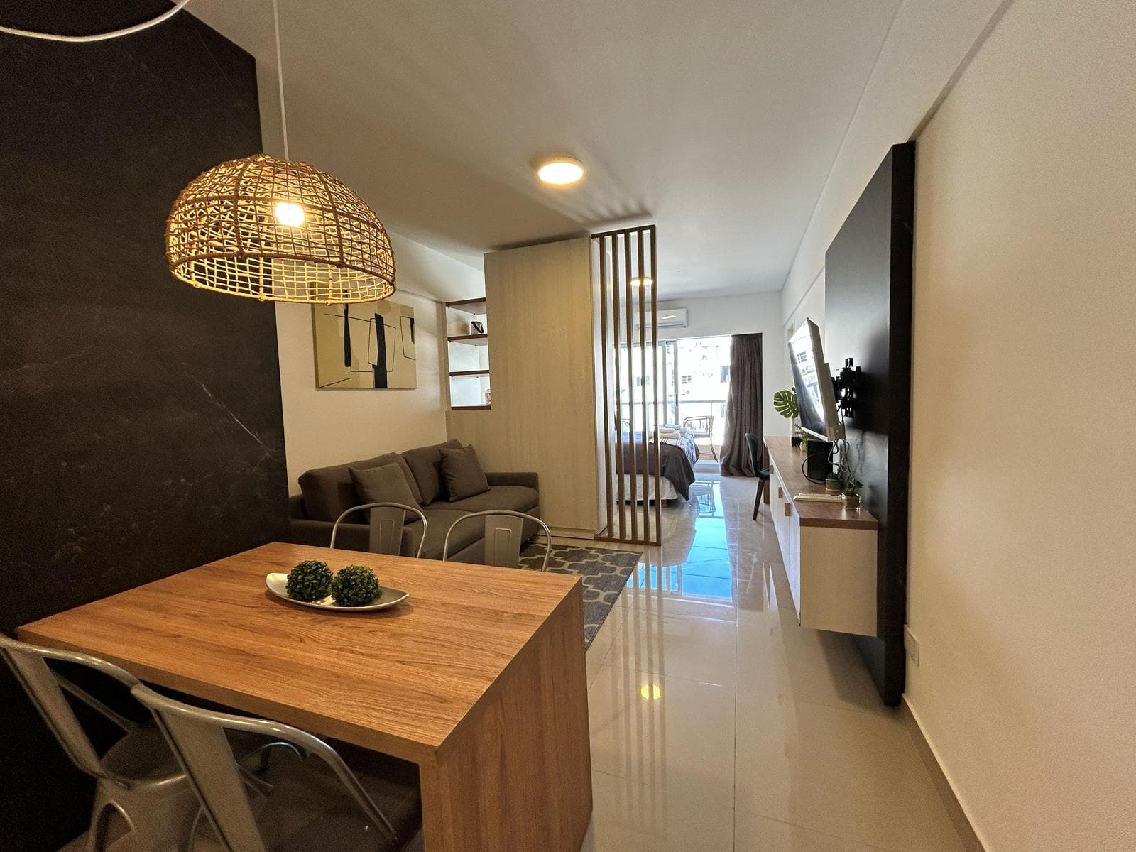 STUDIO APARTMENT FOR SALE WITH BALCONY ON PASEO DE LA CISTERNA