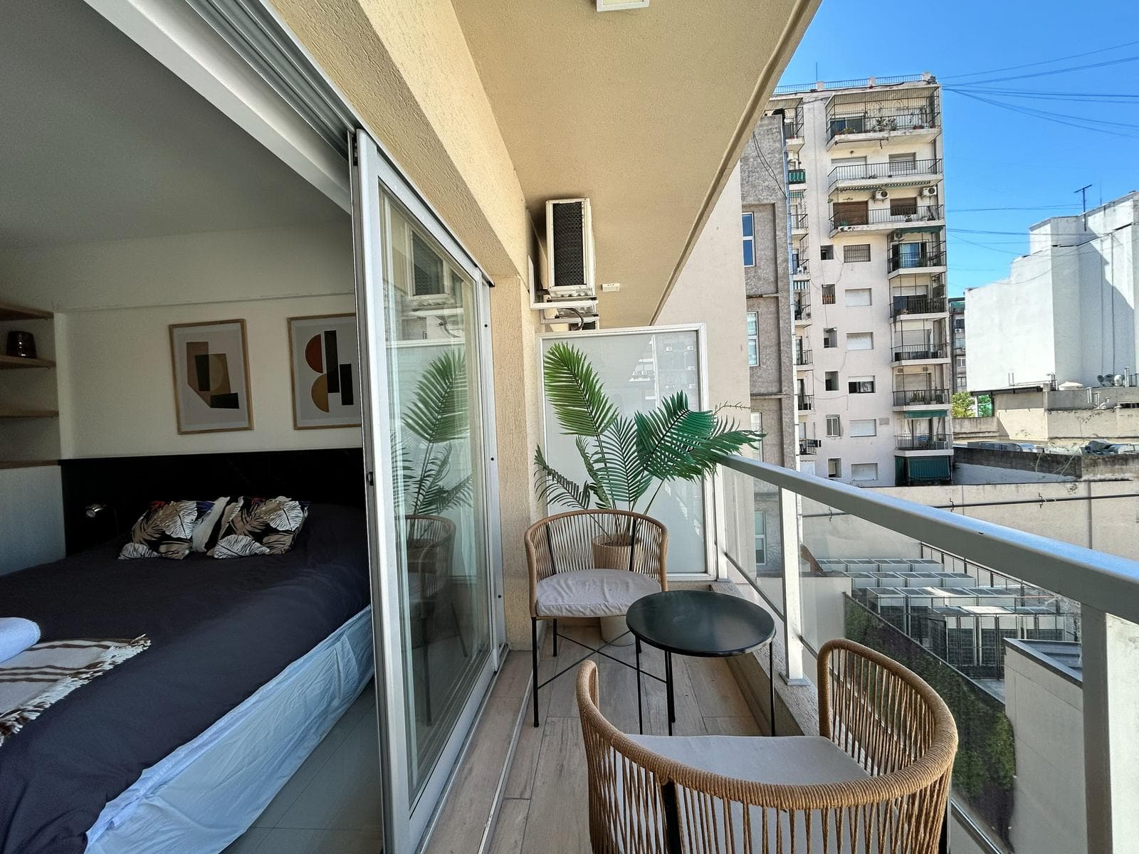 STUDIO APARTMENT FOR SALE WITH BALCONY ON PASEO DE LA CISTERNA