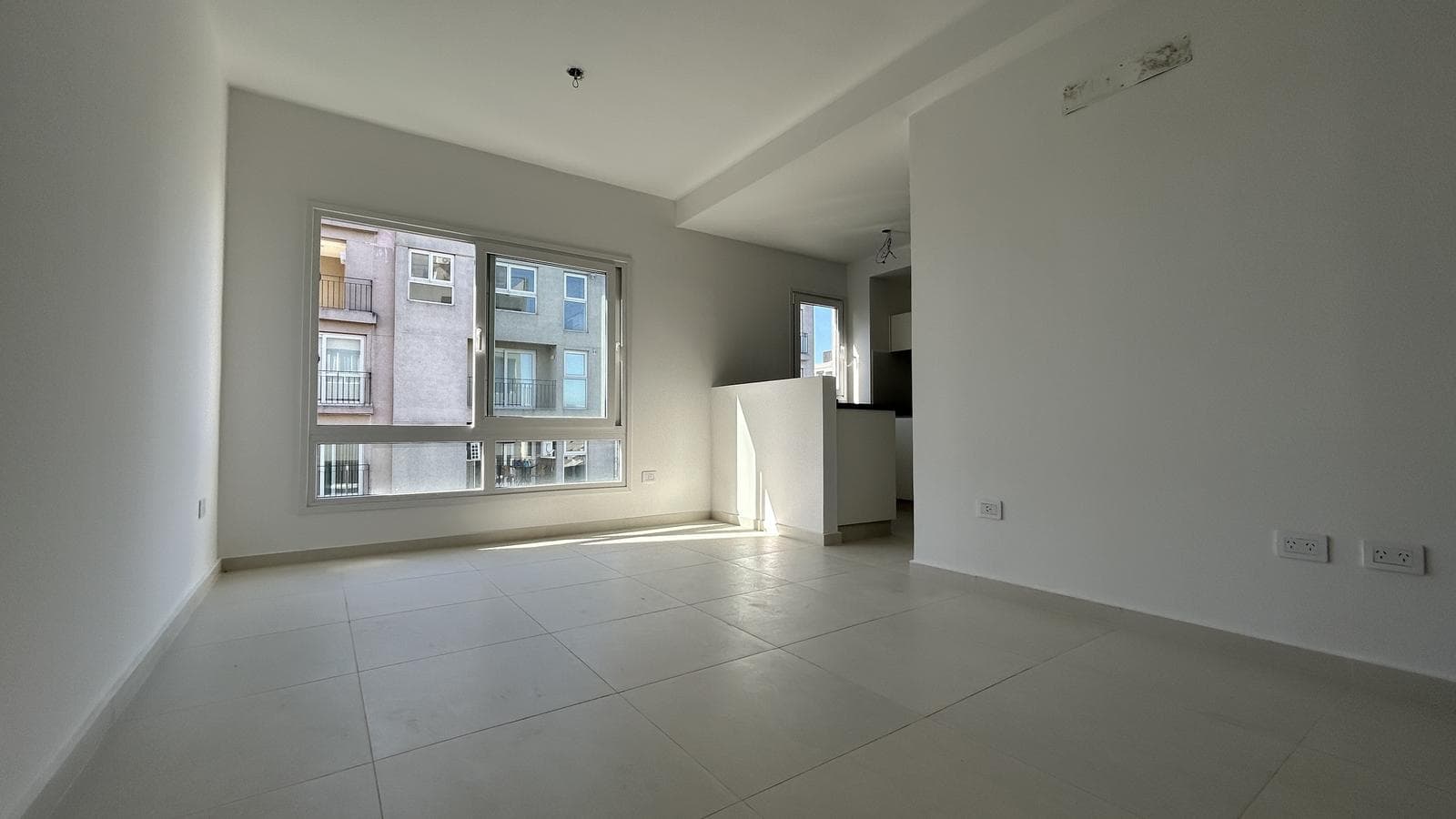 For Sale, Apartment, 3 Rooms, Garage, Amenities, Downtown Ituzaingo
