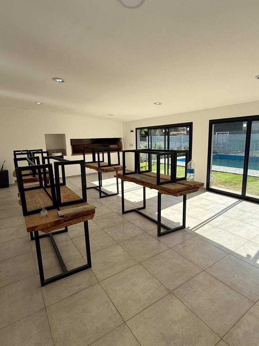TWO-BEDROOM HOUSE FOR SALE IN HOUSING ARGUELLO