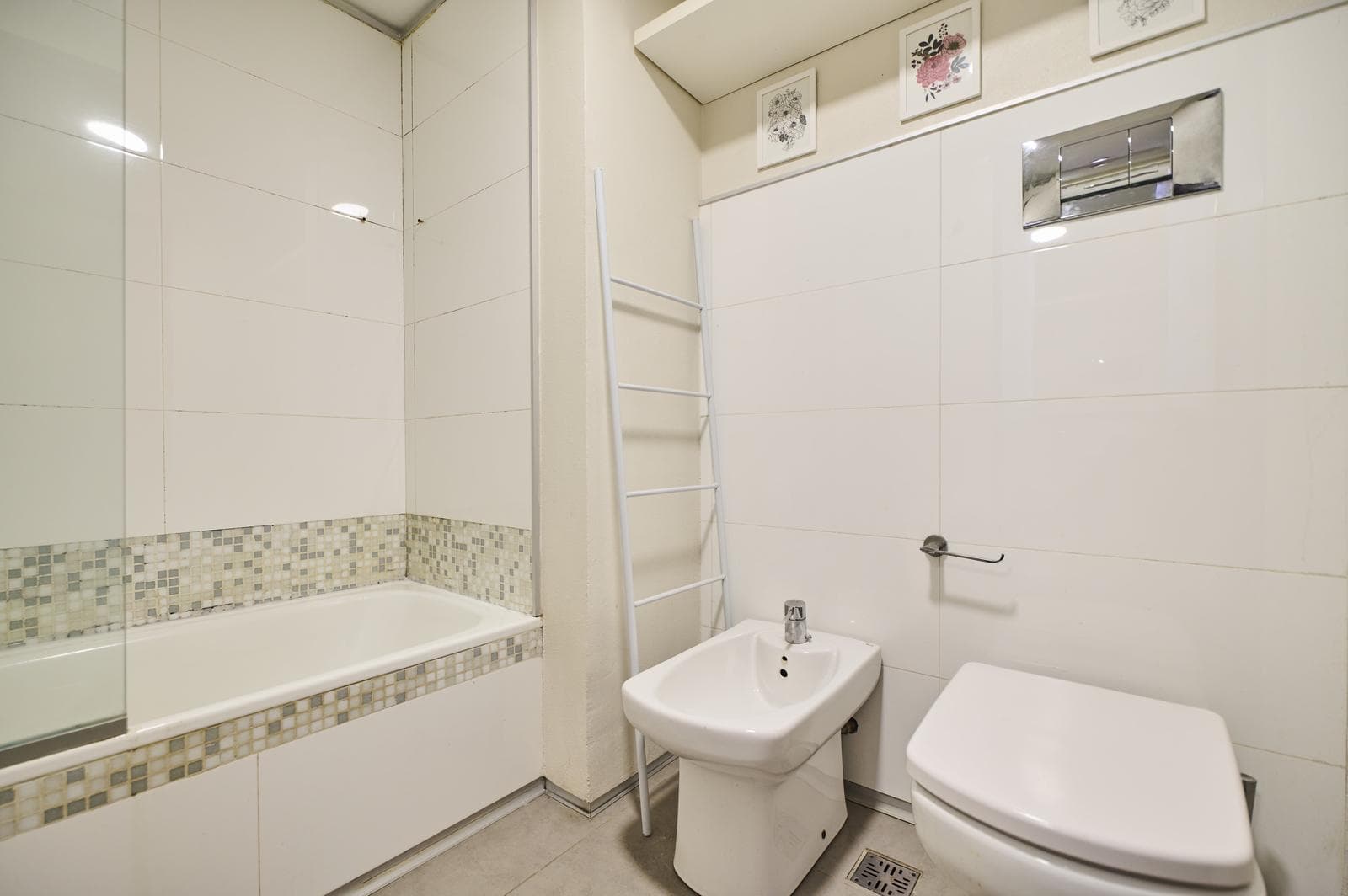 2-Room Apartment for Sale with Garage and Full Amenities in Caballito