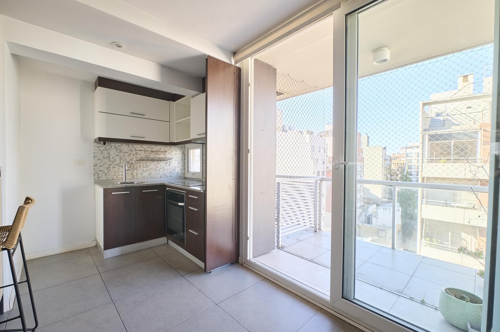 2-Room Apartment for Sale with Garage and Full Amenities in Caballito