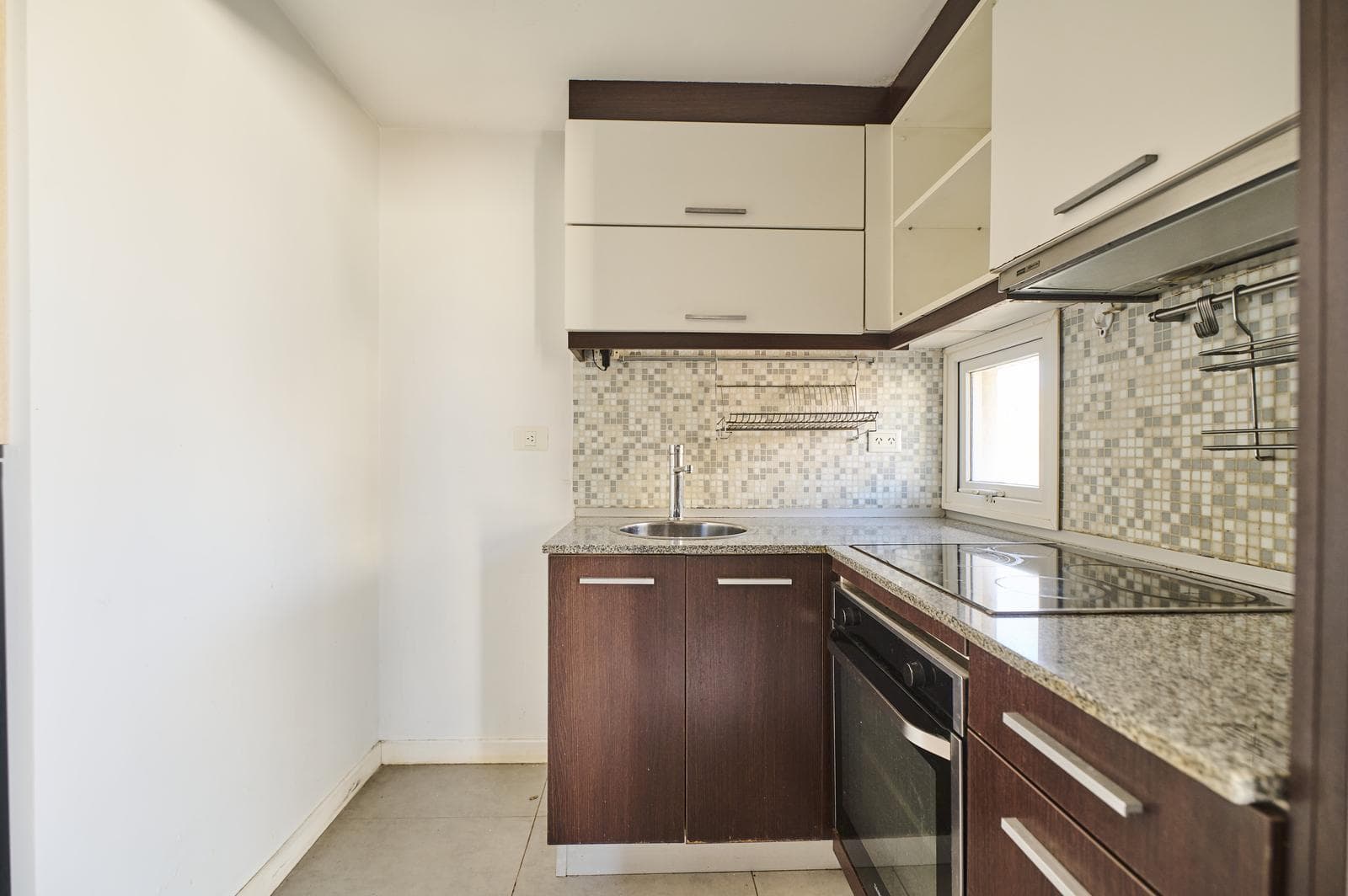 2-Room Apartment for Sale with Garage and Full Amenities in Caballito