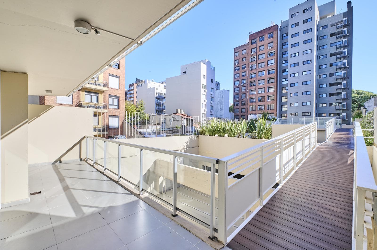 2-Room Apartment for Sale with Garage and Full Amenities in Caballito