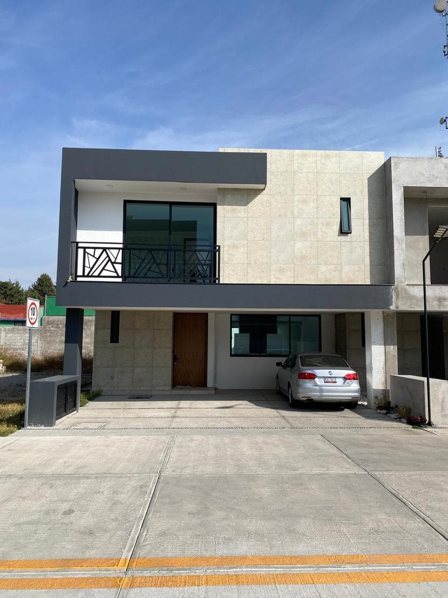 House for Sale in San Salvador Tizatlalli, Metepec