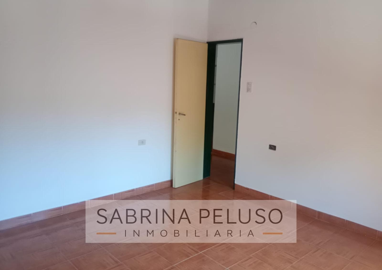APARTMENT FOR RENT IN AL FONDO, 3 Bedrooms, Moreno Sur