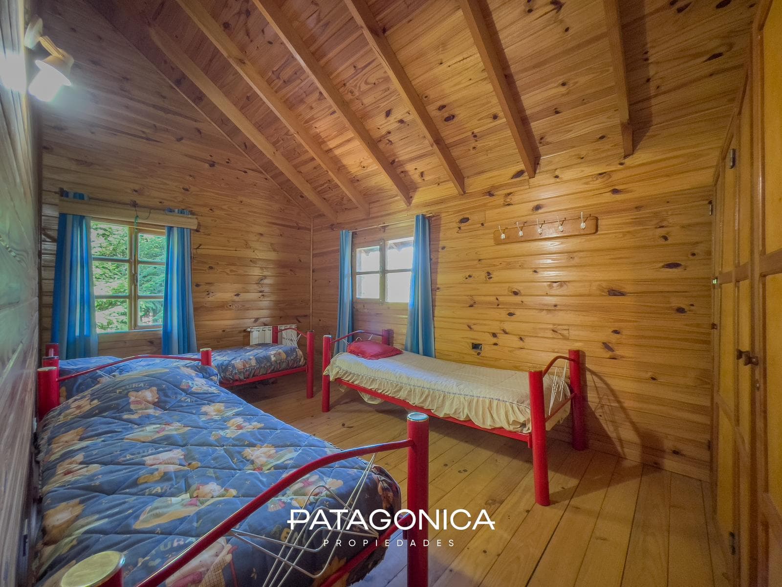 HOUSE FOR SALE: 75 m², on a 328 m² lot, P.H., Norte Neighborhood, Villa La Angostura