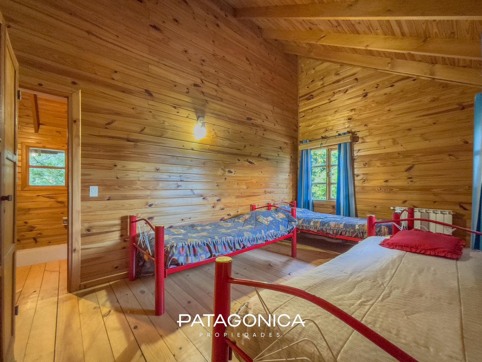 HOUSE FOR SALE: 75 m², on a 328 m² lot, P.H., Norte Neighborhood, Villa La Angostura