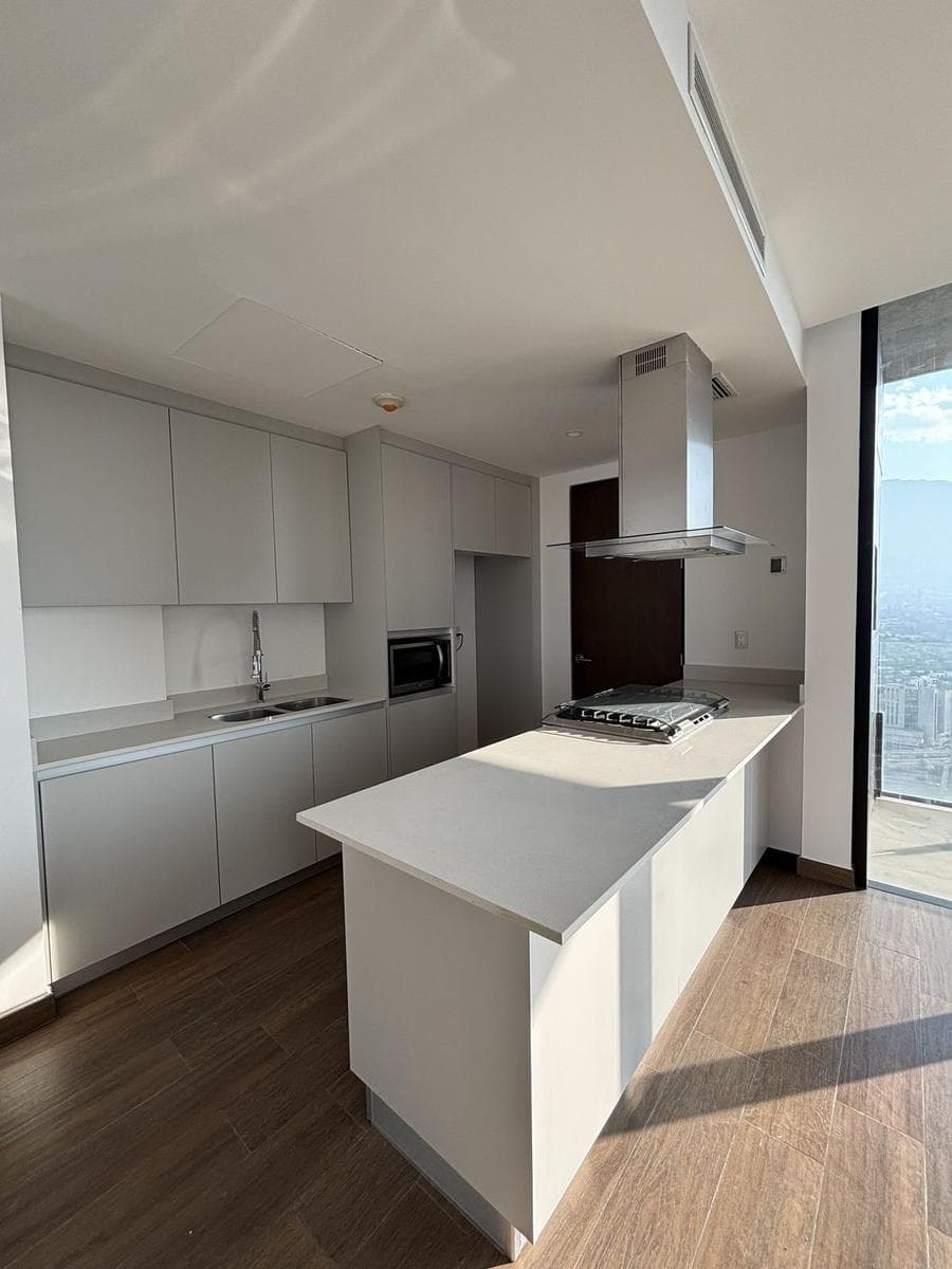 APARTMENT FOR SALE IN SPGG – BRAND-NEW