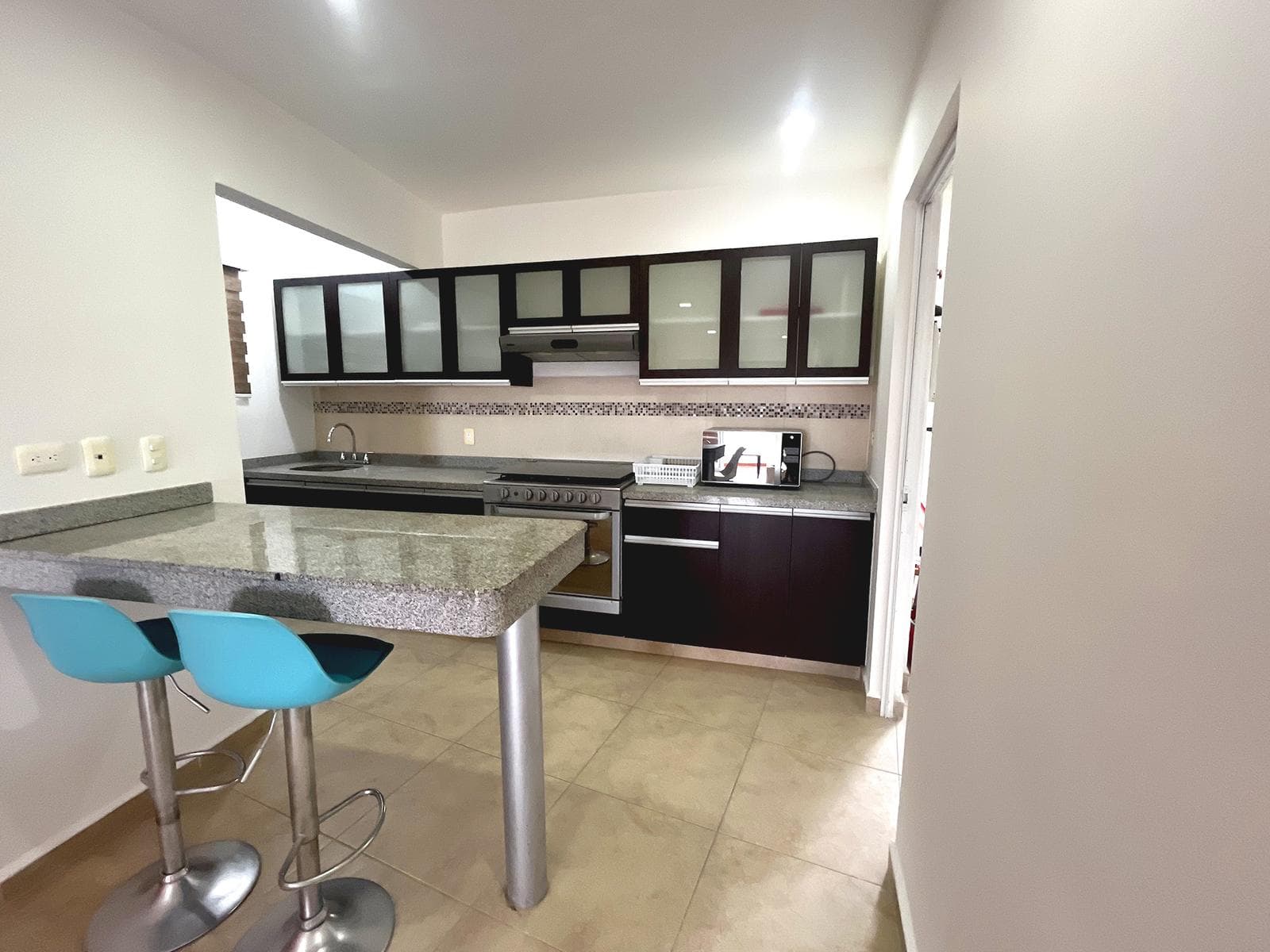 DREAM LAGOON - 3-Bedroom Condo for Sale with a Crystal-Clear Lagoon, Pools, and a Clubhouse