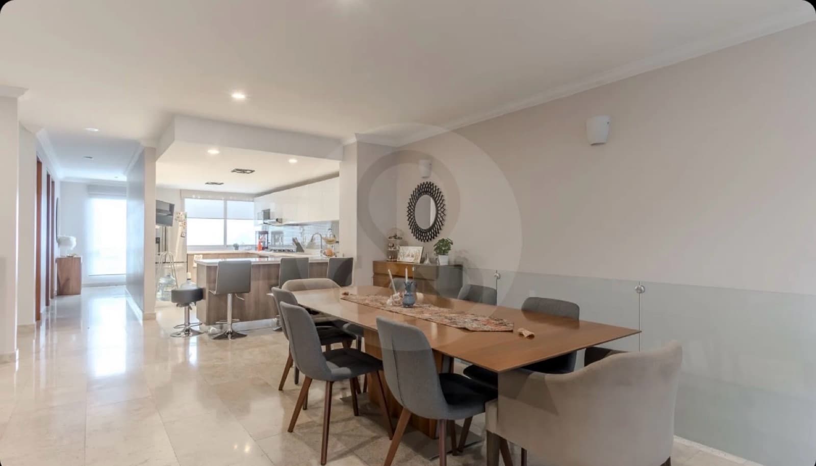 House for Sale in Parque San Andrés, Coyoacán: Garden, 3 Bedrooms, Study, Family Room, 4 Parking Spaces