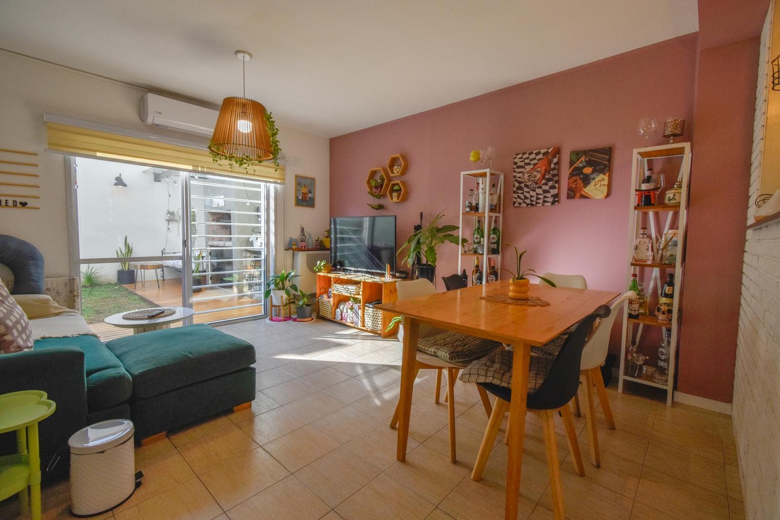 3-room apartment with garage, patio, and barbecue for sale in Banfield Oeste