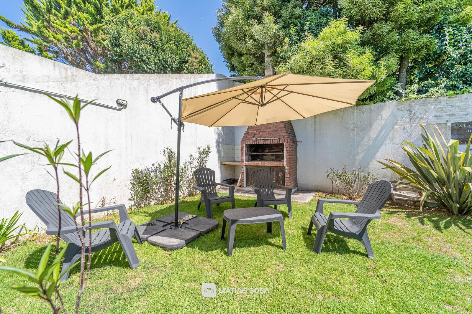For Sale - 4-Room House - Pool - Los Pinares