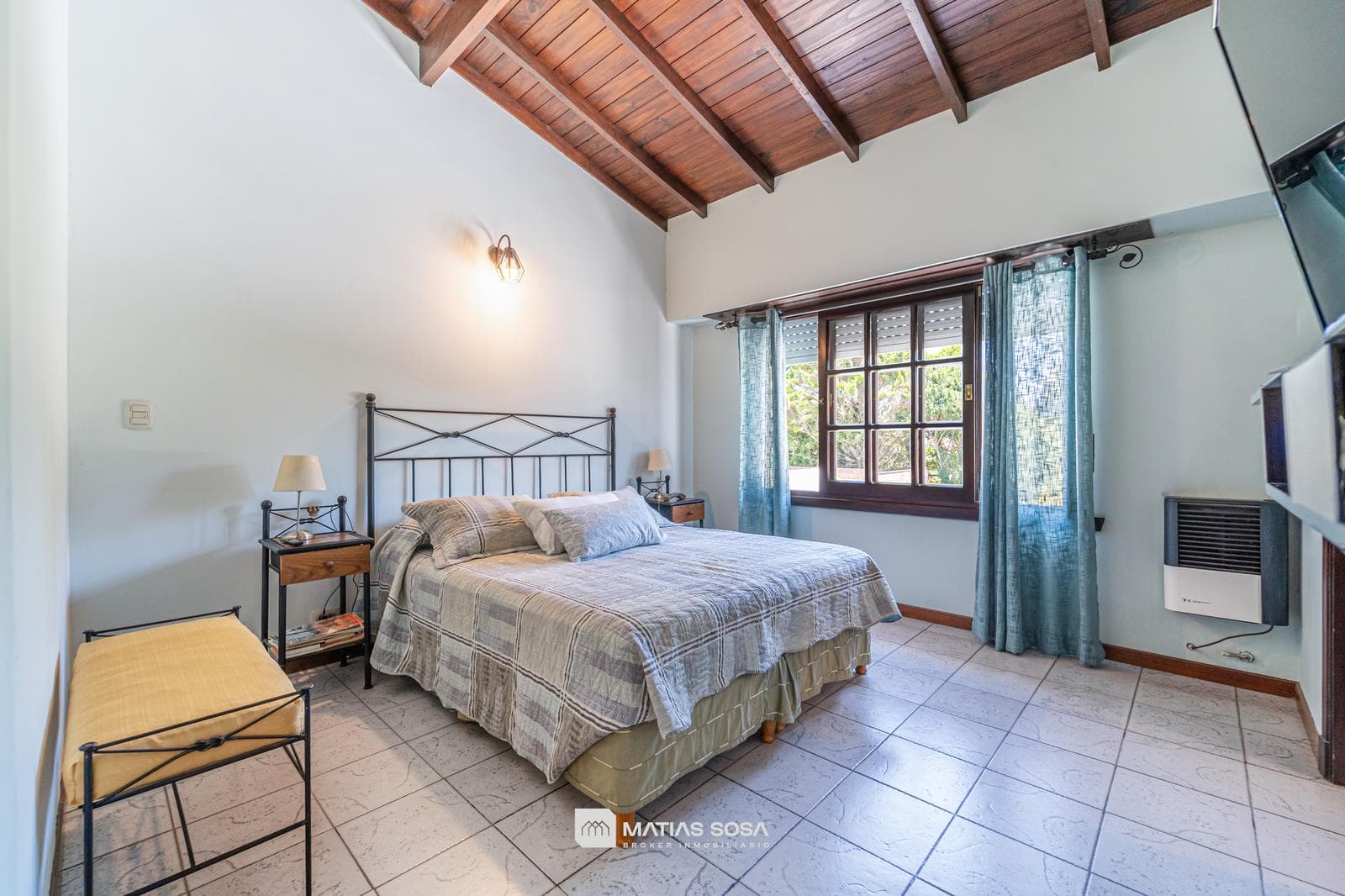 For Sale - 4-Room House - Pool - Los Pinares