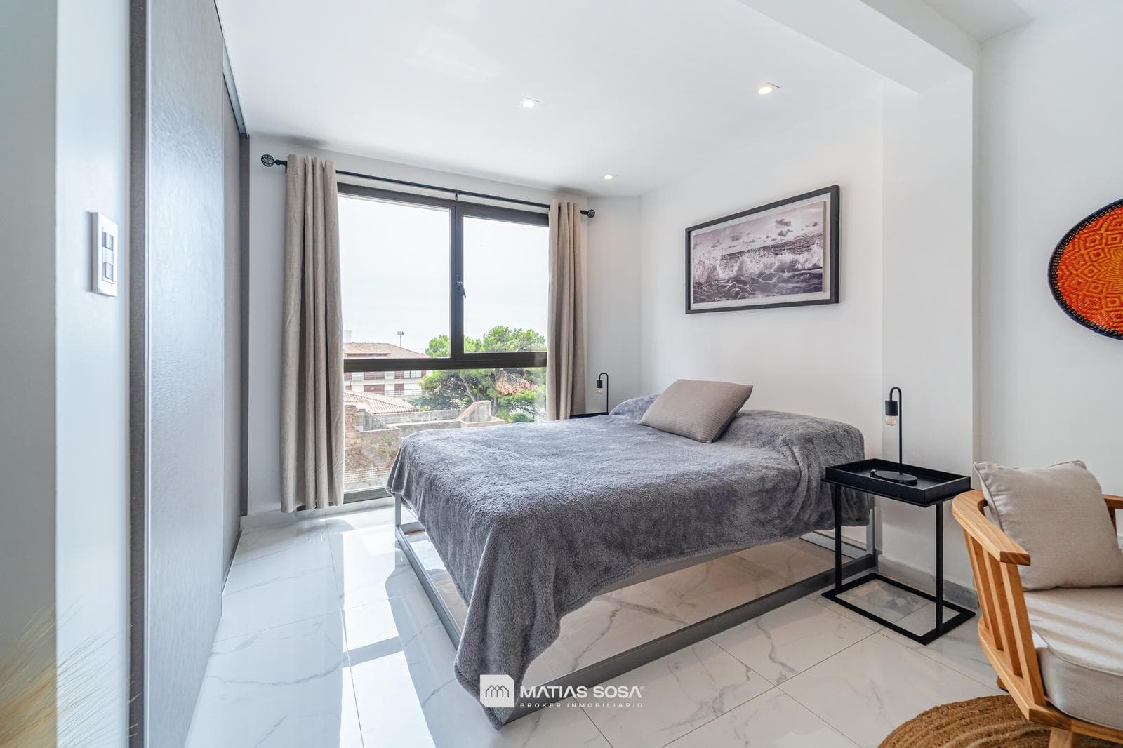 For Sale - Apartment - Studio - Partial ocean view - Mogotes area