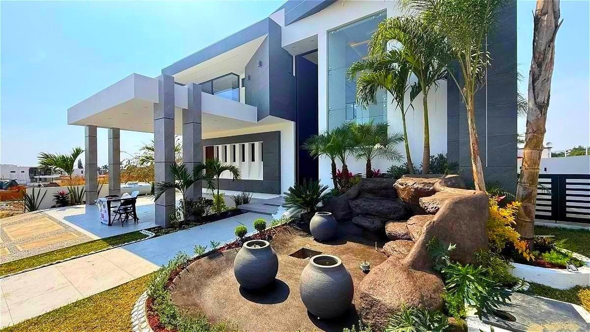 House for Sale in the Lomas de Cocoyoc Subdivision