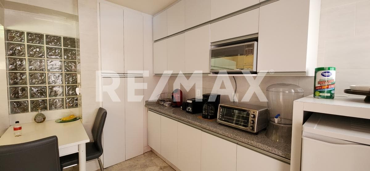 Bargain Home for Sale in the Viveros de Cocoyoc Subdivision
