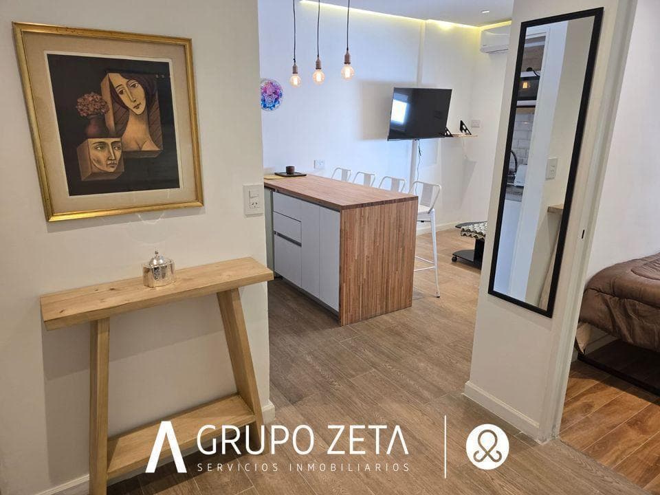 Bright Studio Apartment for Sale, Suitable for Professional Use, San Nicolas