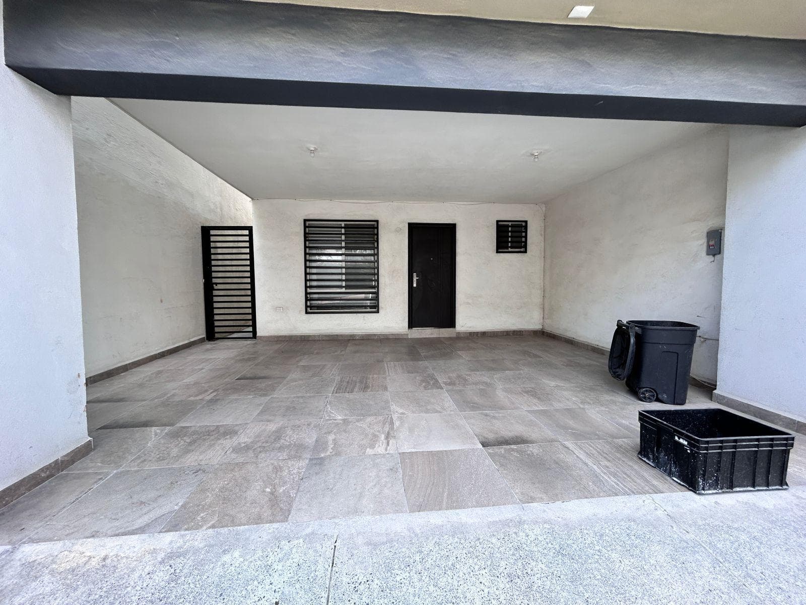 HOUSE FOR RENT IN CUMBRES GARCIA