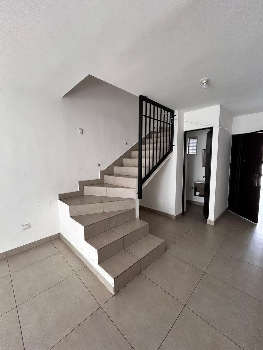 HOUSE FOR RENT IN CUMBRES GARCIA