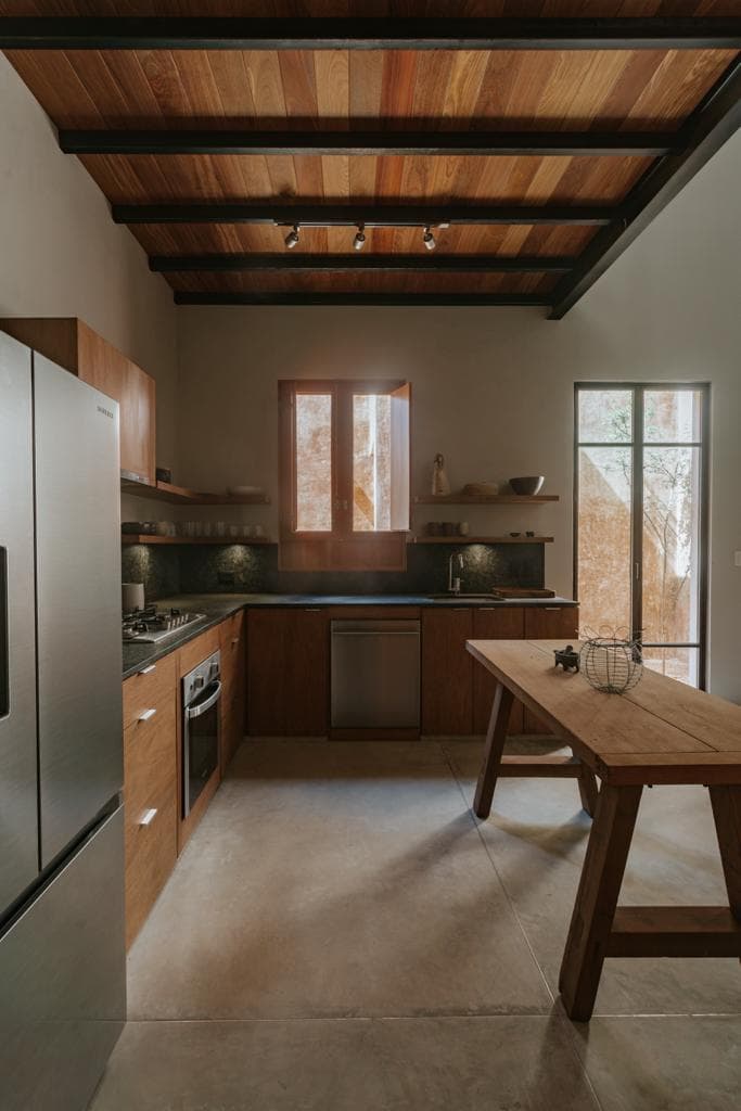 HOUSE FOR SALE IN A RESIDENTIAL DEVELOPMENT ON LA GARCÍA GINERÉS
