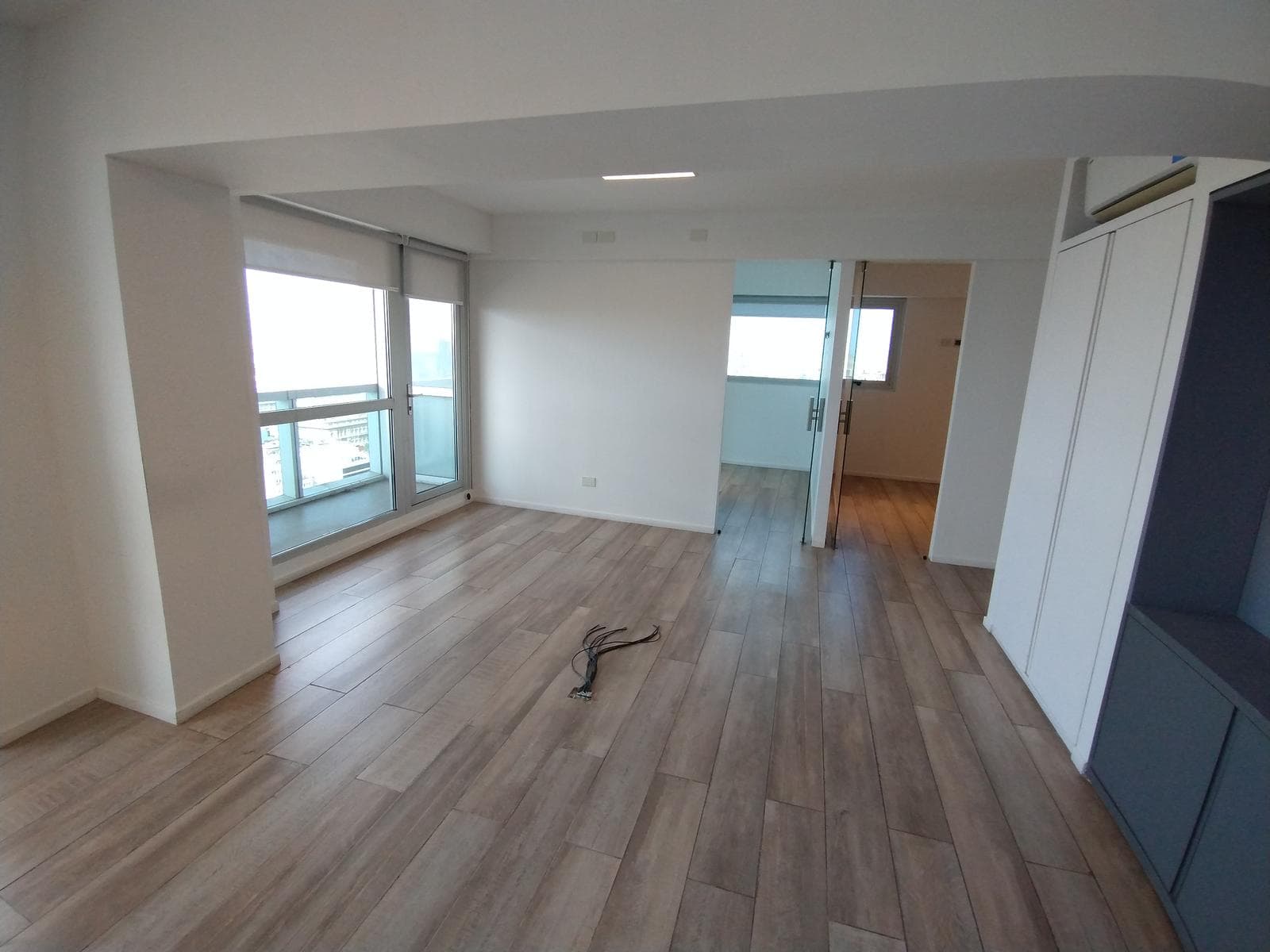 OFFICE FOR RENT IN TORRE BELLINI ESMERALDA