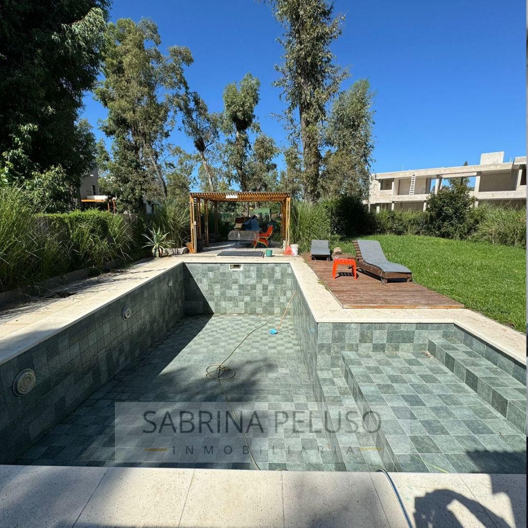 House for Sale in Alvarez del Bosque