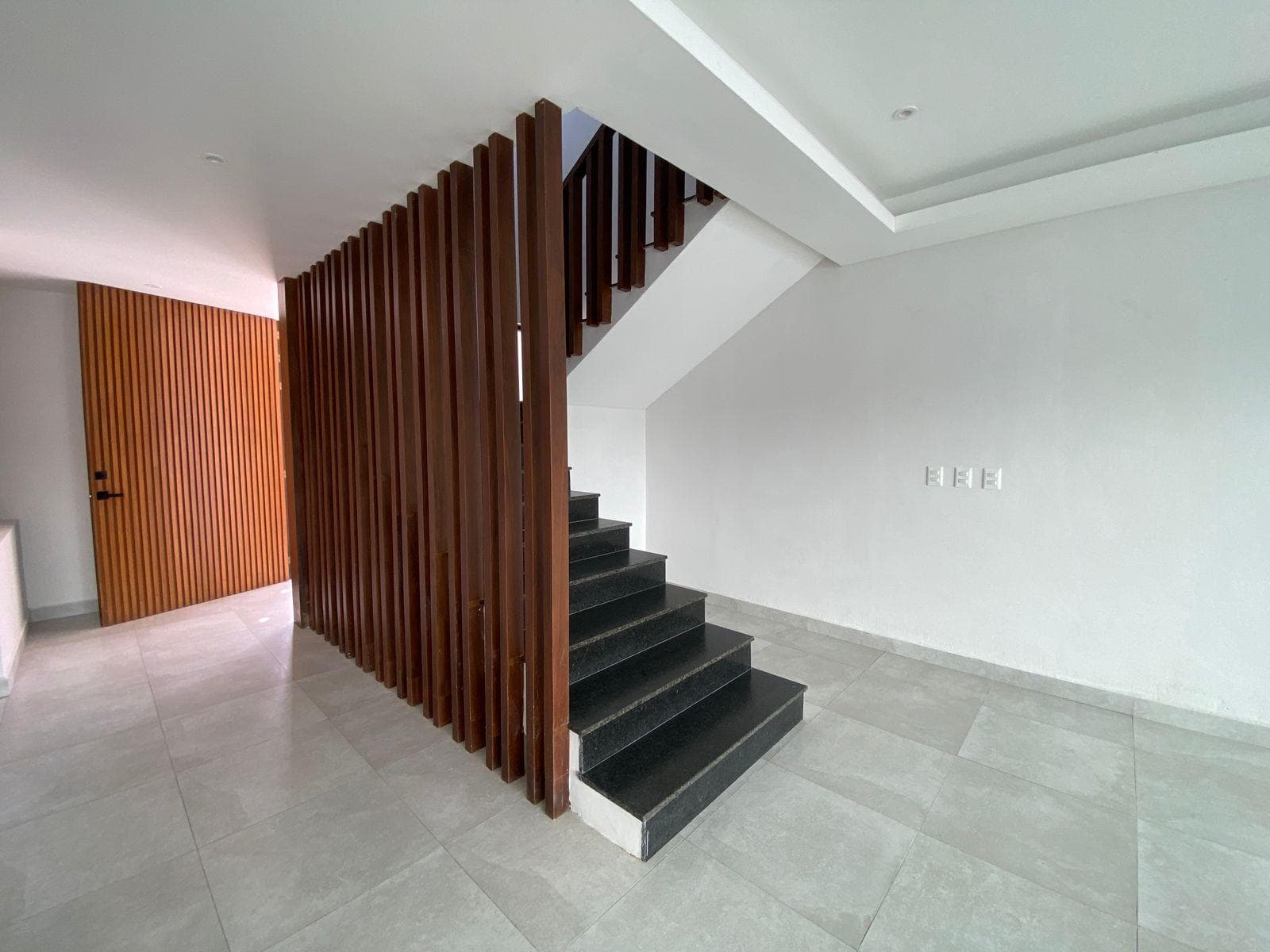 VIA CUMBRES House