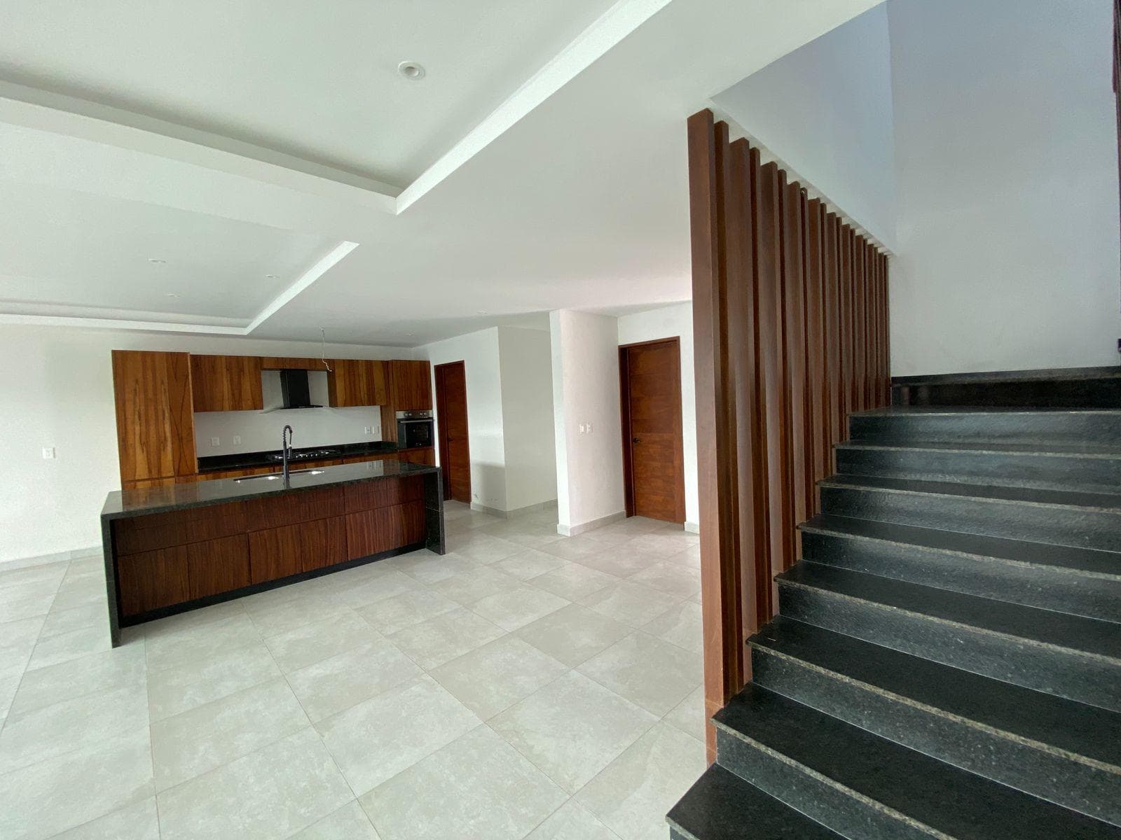 VIA CUMBRES House