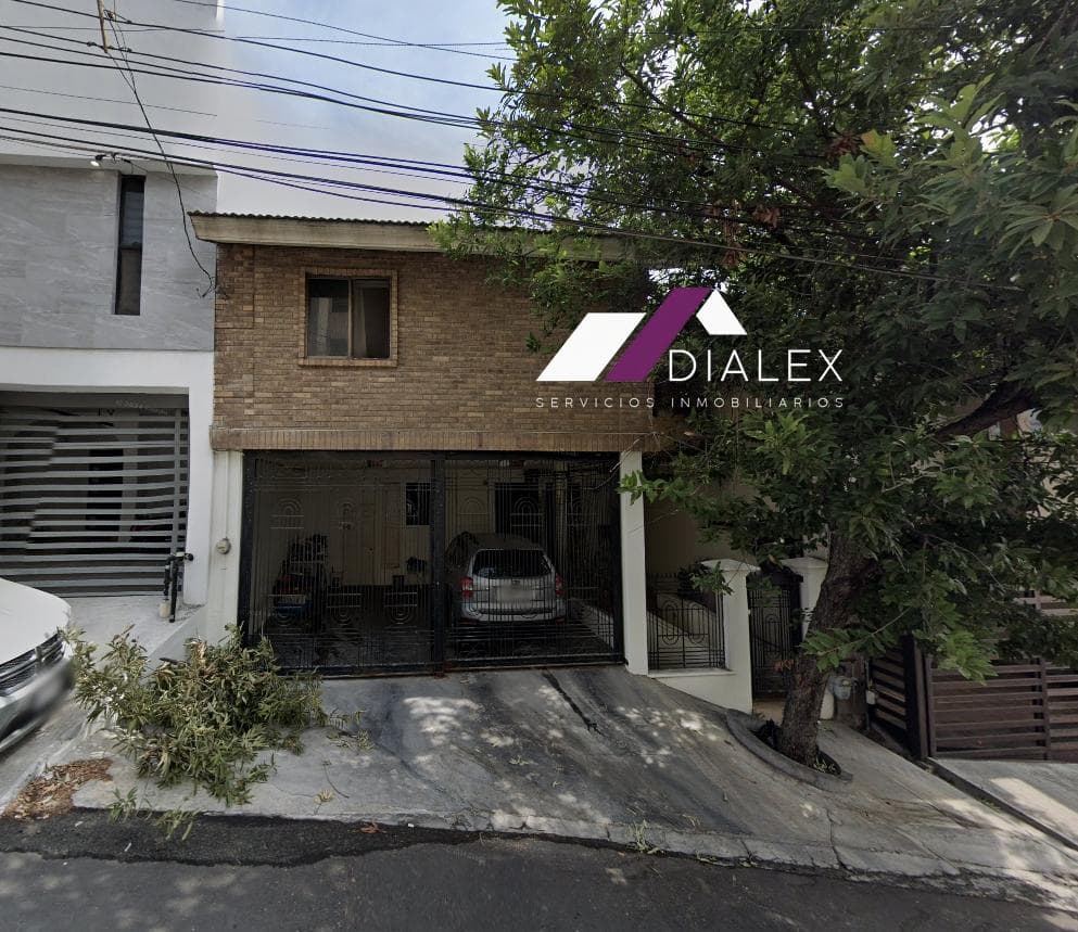 FOR SALE: 457 m² House in COLINAS DE SAN JERÓNIMO, Monterrey - 4 Levels, 5 Bedrooms, and 6½ Bathrooms