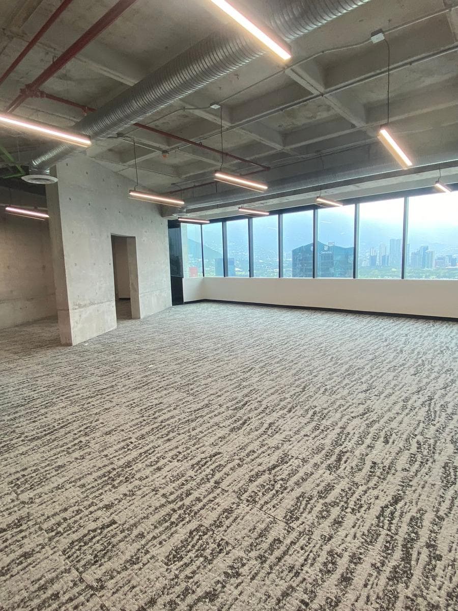 FULLY EQUIPPED OFFICE FOR RENT