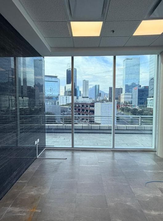FULLY EQUIPPED OFFICE FOR RENT