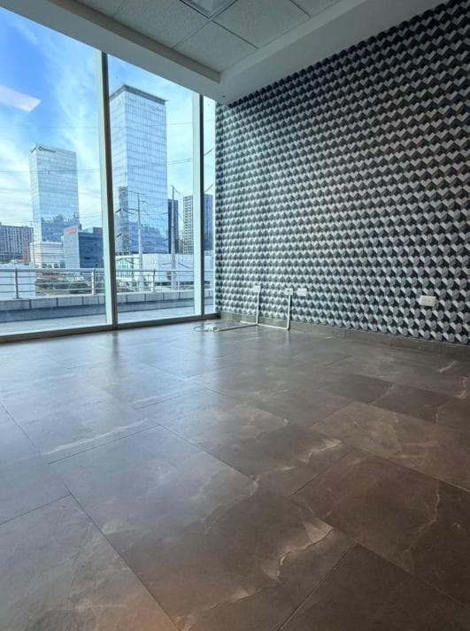 FULLY EQUIPPED OFFICE FOR RENT