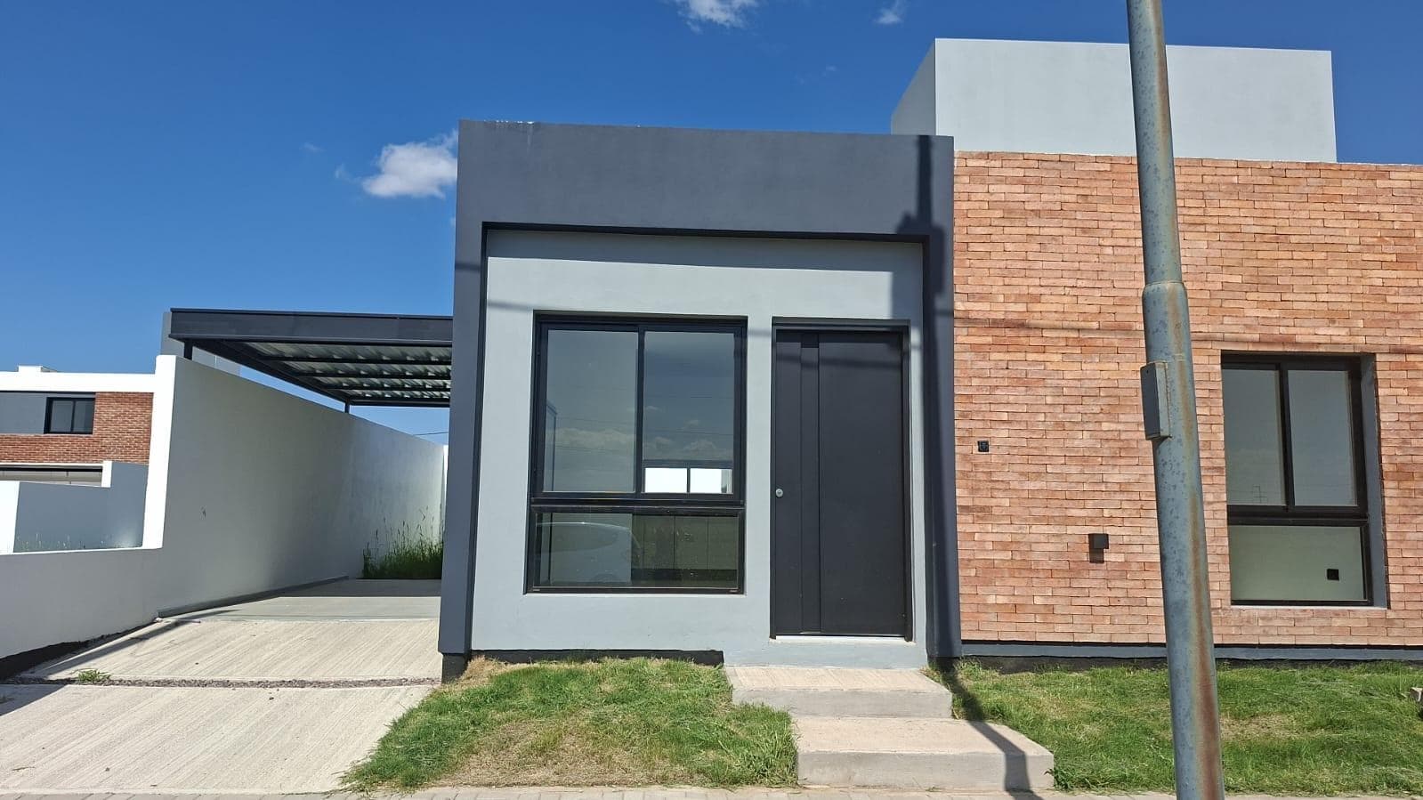 2-Bedroom House for Sale in Quebrada de Manantiales