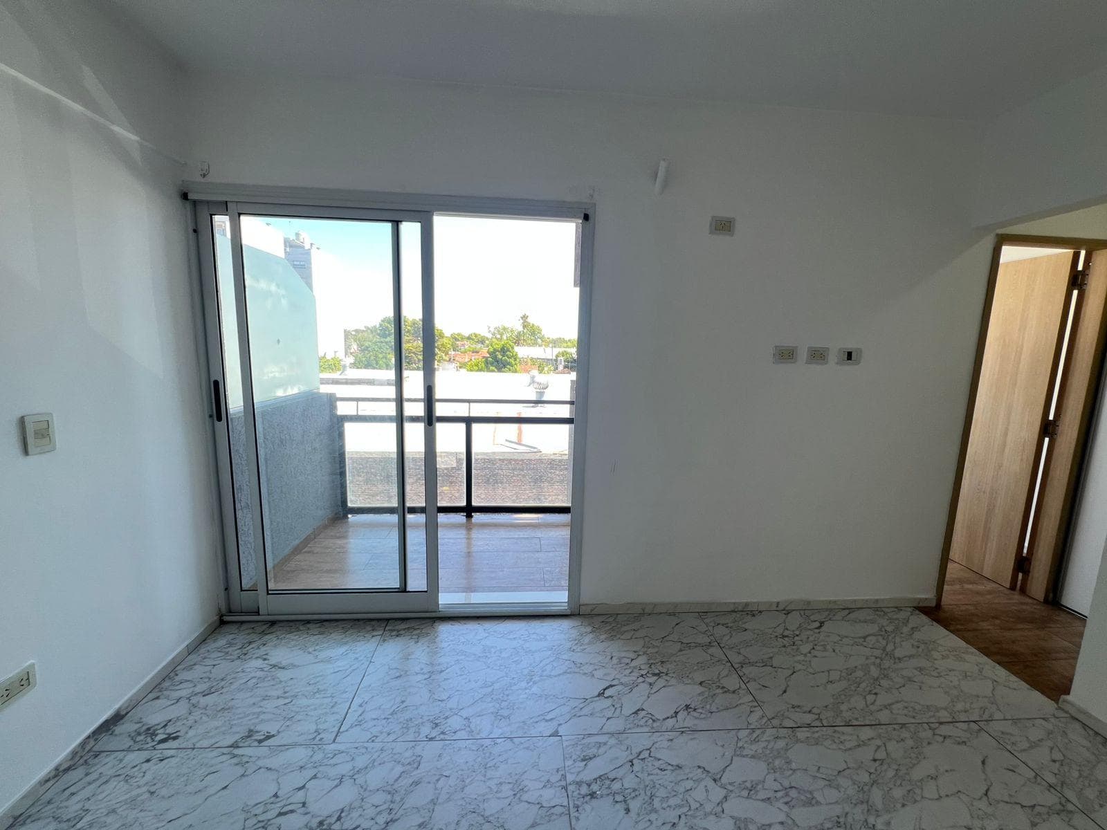 For Rent, Apartment, 2 Rooms, Balcony, Bright, Open View, Morón