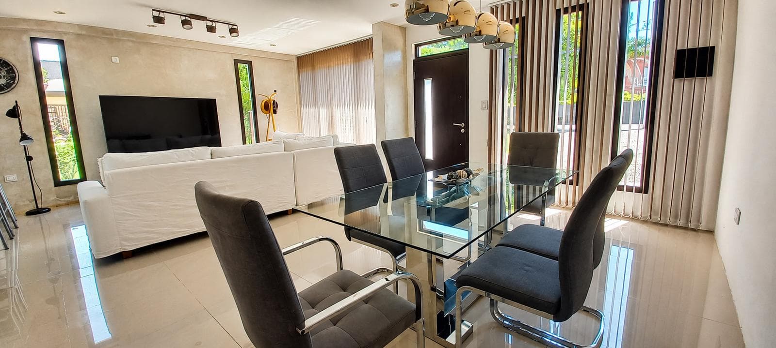 House for sale, 5 rooms, Las Brisas neighborhood, Pilar