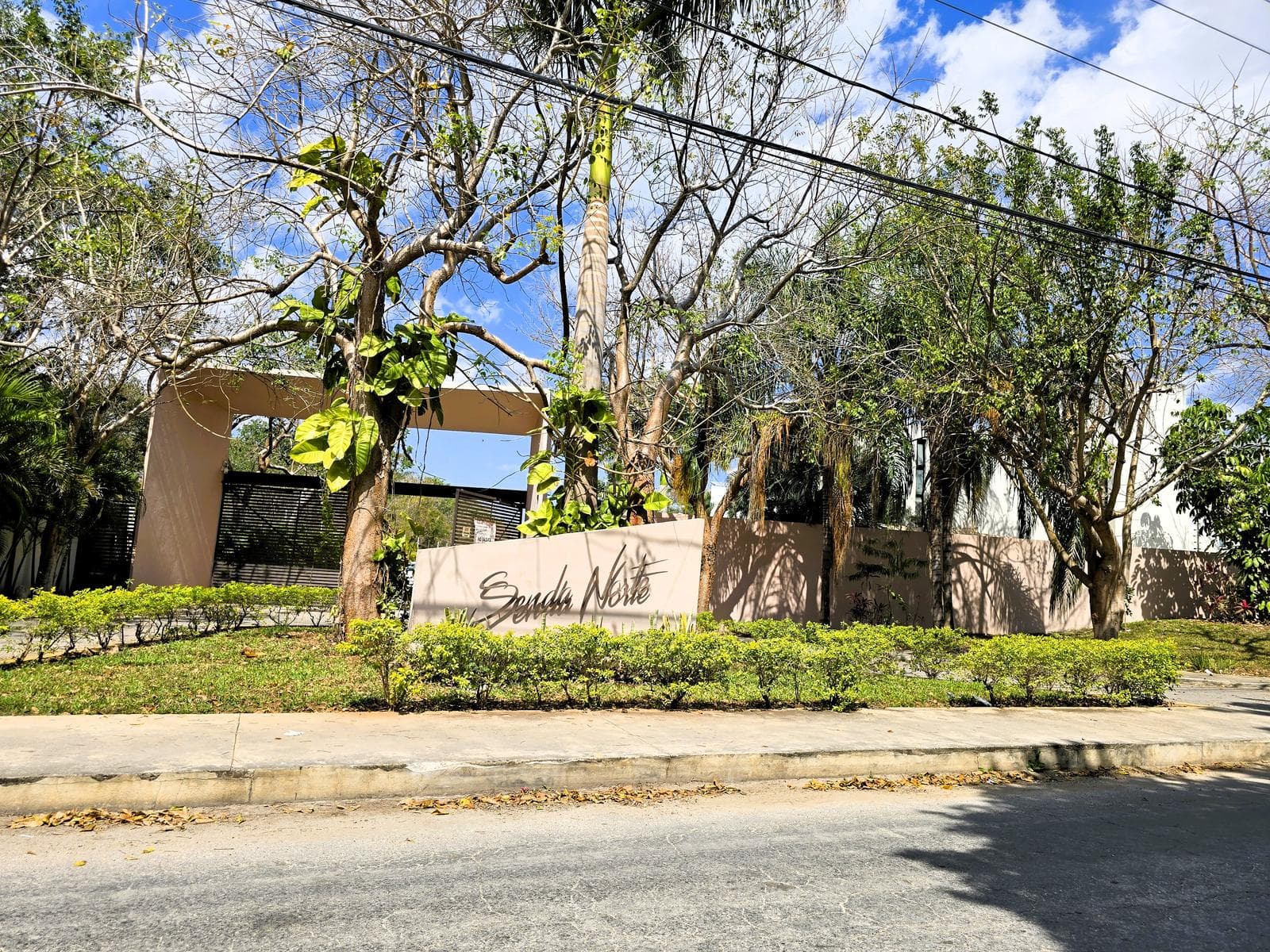Beautiful House with Solar Panels on Privada Senda Norte in Cholul