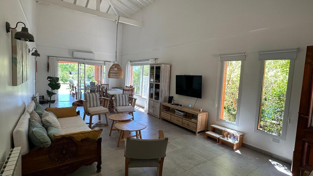 House for Sale, 1 Story, Araucarias Neighborhood, Puertos