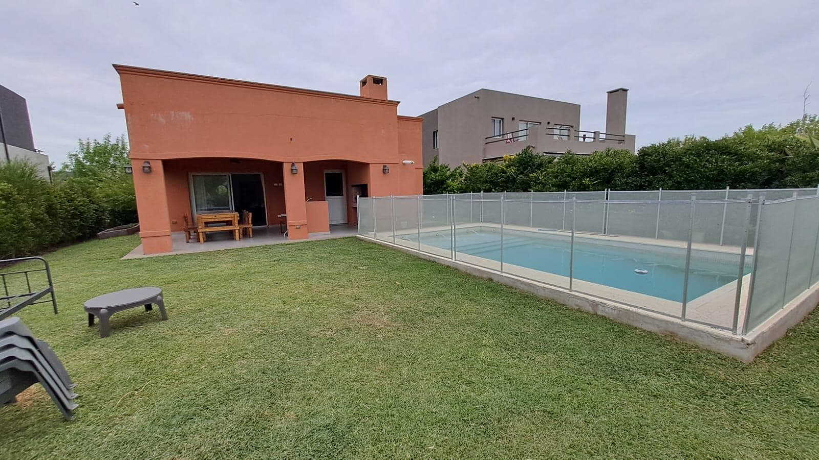 House for Sale, 1 Story, Araucarias Neighborhood, Puertos