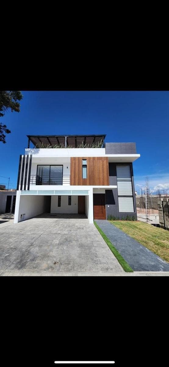 House for Sale in San Salvador Tizatlalli, Metepec