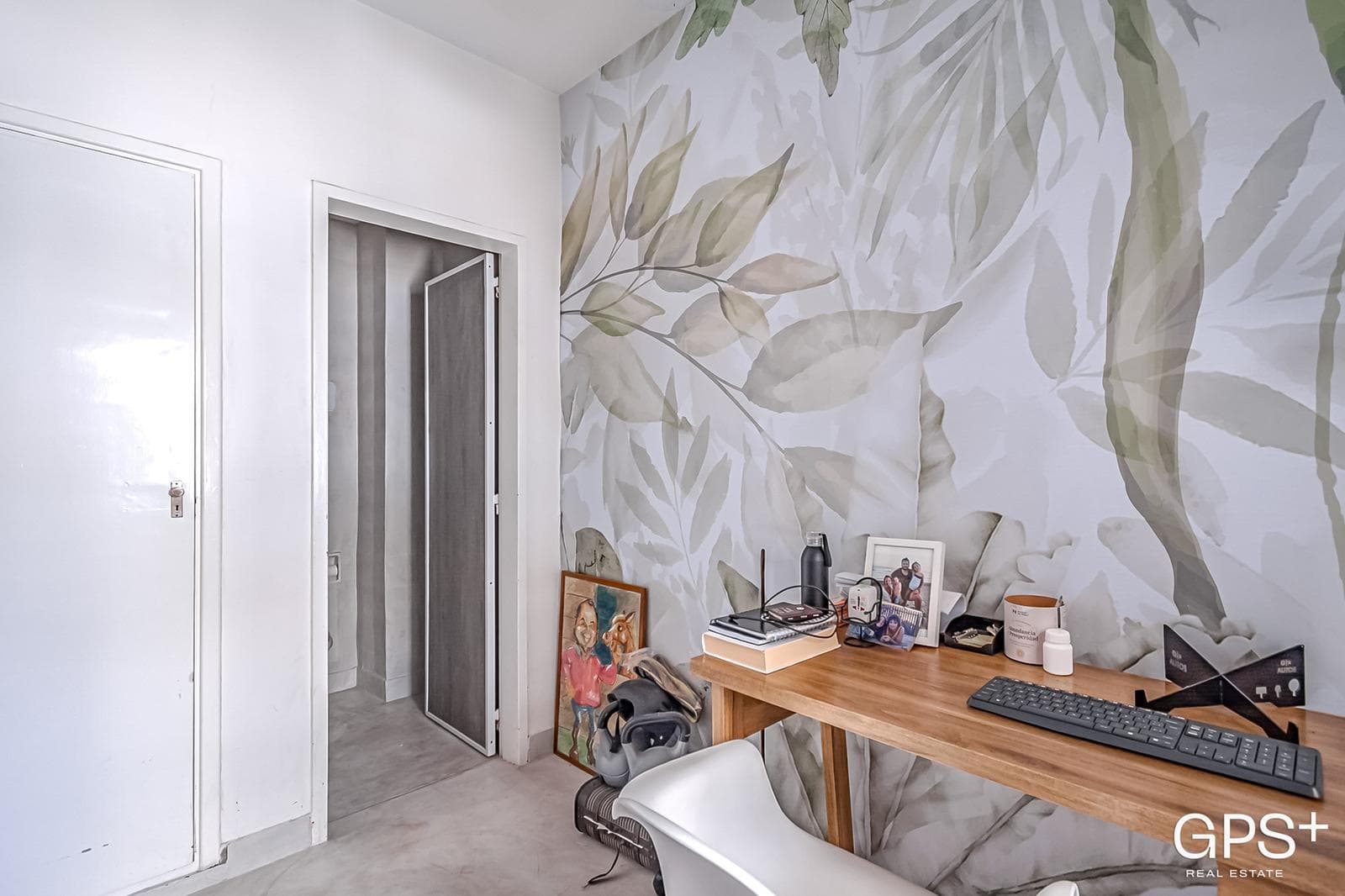 IMPECABLE 5 amb - Hecho a nuevo con balcón y TOTEM en Recoleta