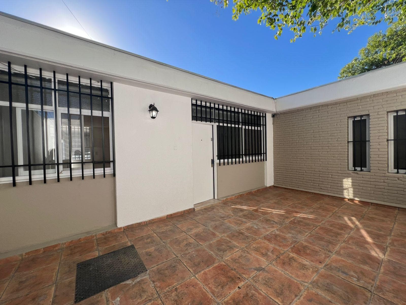 HOUSE FOR SALE – NEW VILLA