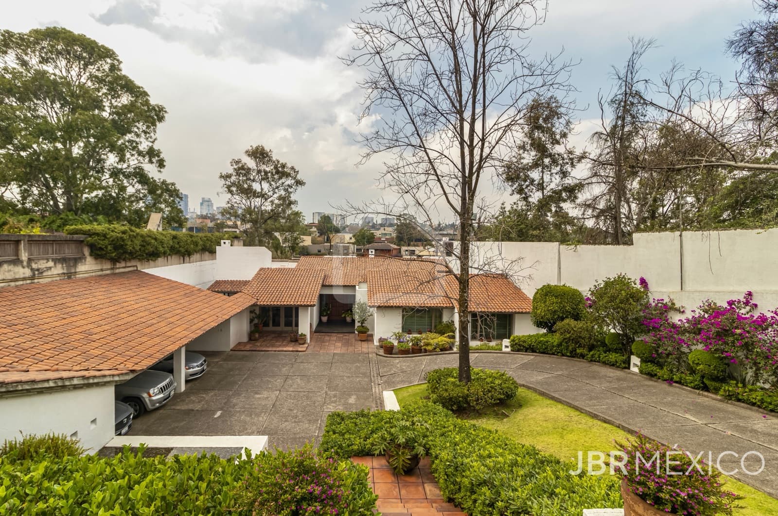 House for Sale in Lomas de Bezares