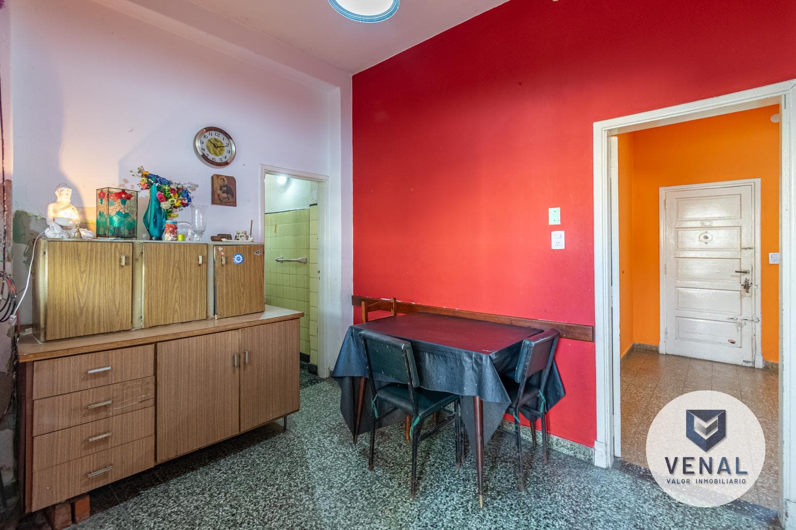 Apartment for sale on José León Suárez, 8 rooms, needs renovation, 2 stories, 4 bedrooms, multi-family home in Villa Ballester
